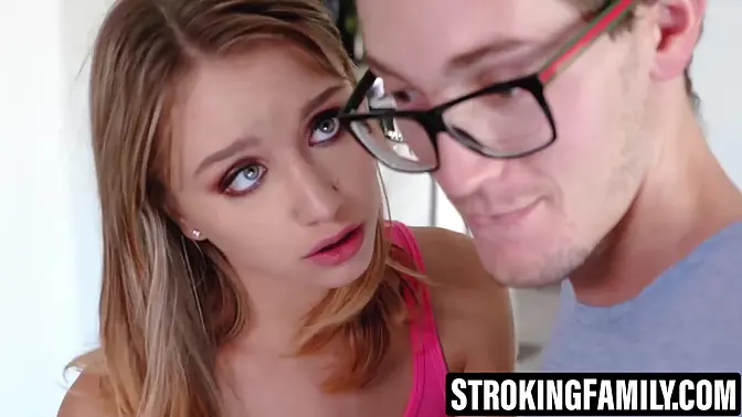 Teen girlfriend blows boyfriend's big cock and drills her pussy in doggystyle