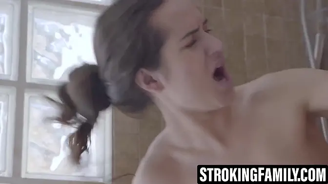 Teen girlfriend gives grateful blowjob and rides big dick