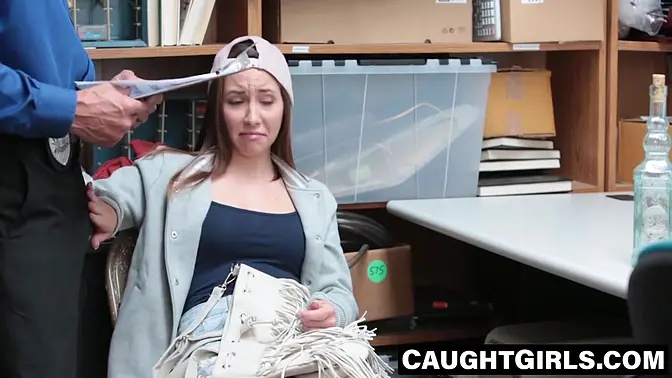 Teen brunette Hayden Hennessy gets her tight pussy stretched