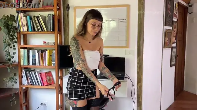 Secretary in miniskirt gets horny, sucks and fucks him