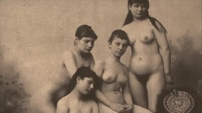 Naughty MILF shows off her mature curves