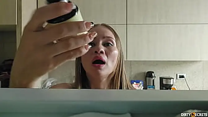 MY milf GAVE ME VIAGRA BY MISTAKE AND WE ENDED UP FUCKING