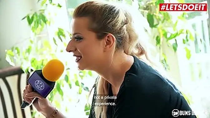 Sexy Polish MILF Susi fucks hard with her fan