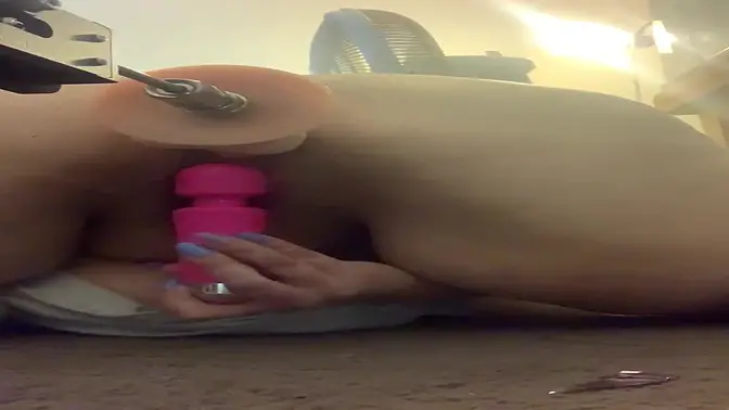 Big Beautiful Woman self-fucks with a giant dildo in doggystyle