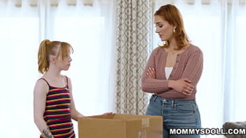 Stepmom and stepdayghter end up kissing in the heat of the moment