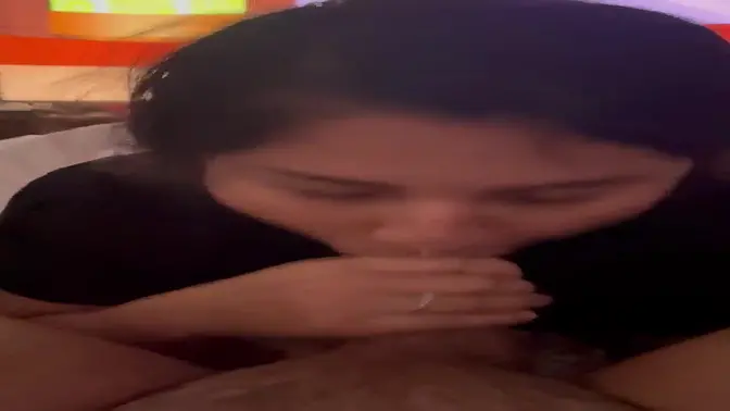 Hot Latina Gives a Quick BJ with Cumshot