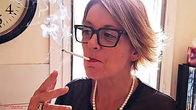 She Looked Innocent Until You Walked Into The Kitchen    Karina The Housewife With No Limits &mdash;  She′s Ready For Anything  