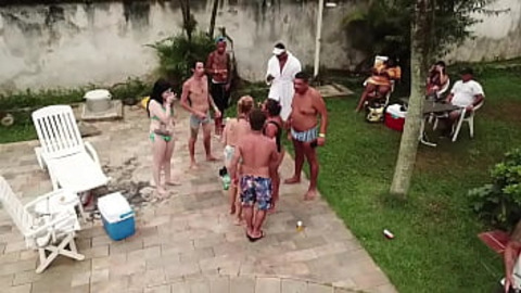 Link this crazy party Link this crazy party