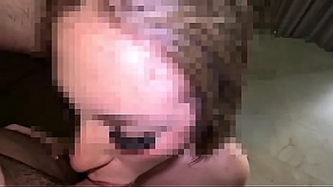 Real 18-year-old girl rides and rims old man on balcony