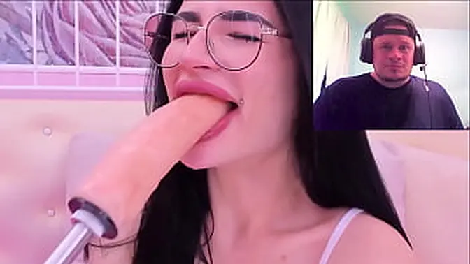 Jersey girl takes deepthroat facefuck like a pro