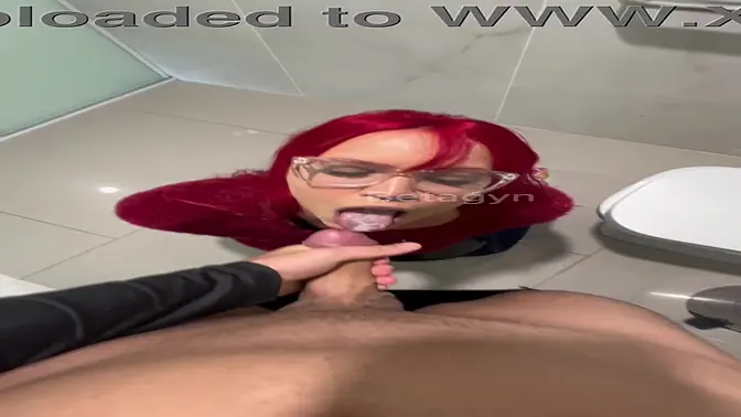 Beautiful girl next door gets public blowjob at the mall