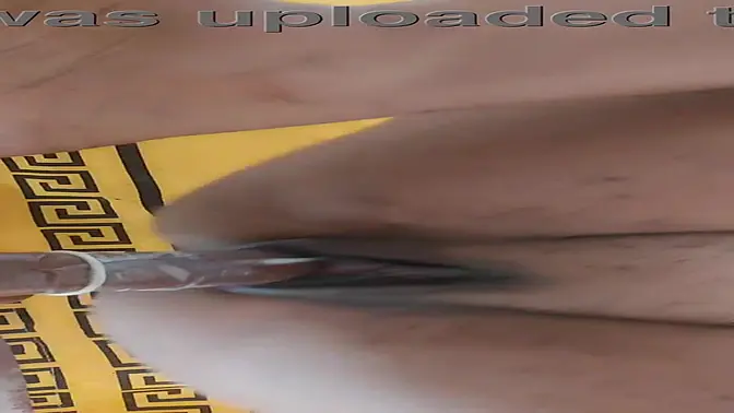 Black Beauty gives creamy pussy creampie