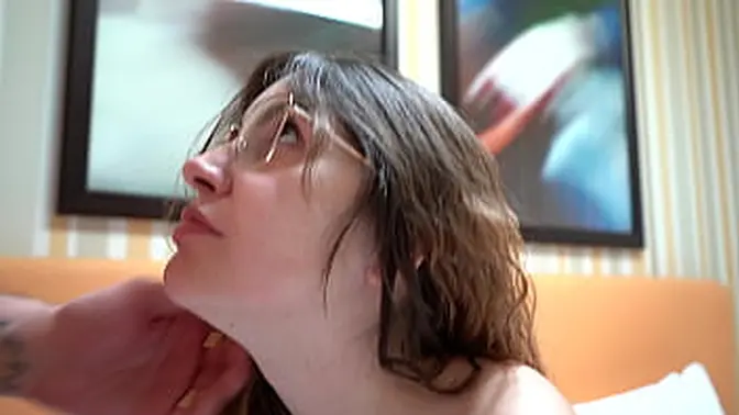 Teen's pregnant girlfriend catches him getting a blowjob