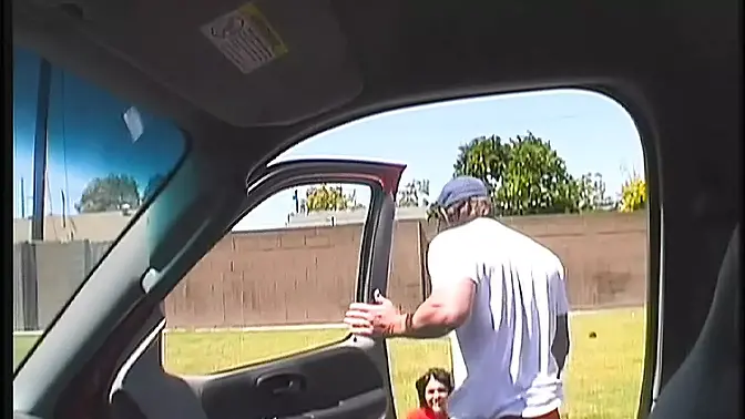 Mega Cream-Pie with attractive Disco Skank