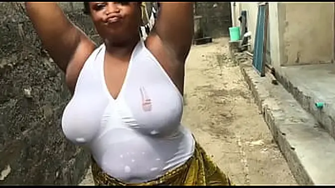 FAT BITCH BEING HELPED BY THE WELLSPRING GOT BANGED FOR FREE