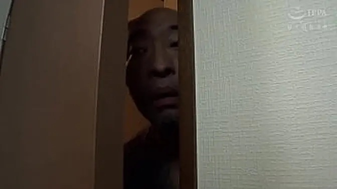 Japanese daughter-in-law seduces her hunk father-in-law