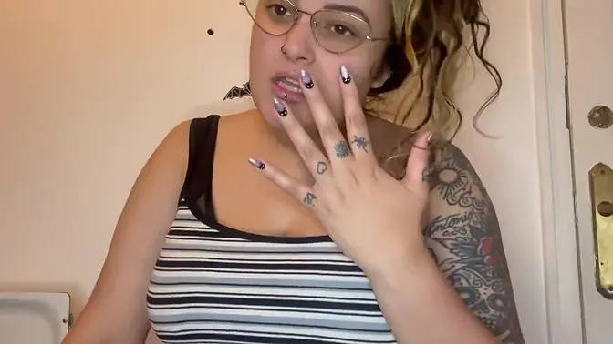 Curvy Latina GOSTOSA takes rough pounding with big tits