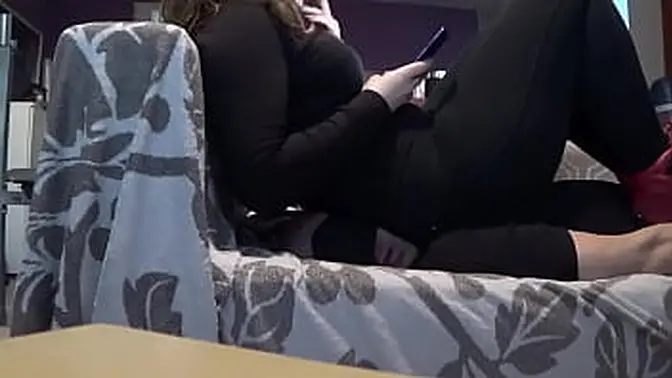 Trampling Queen crushes man's face with her high heels