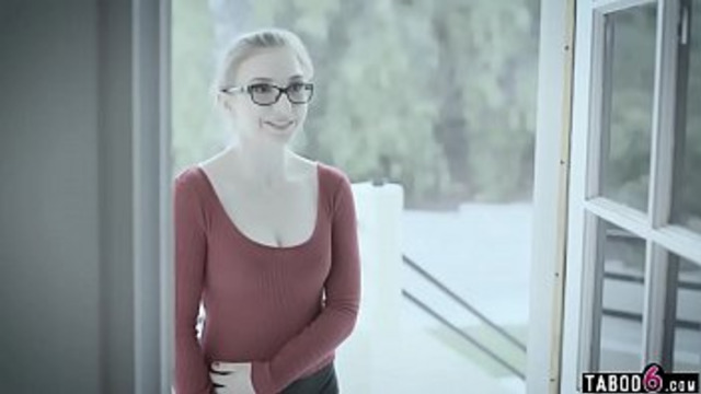 Nerdy teen has a c  fantasy when she gets fucked