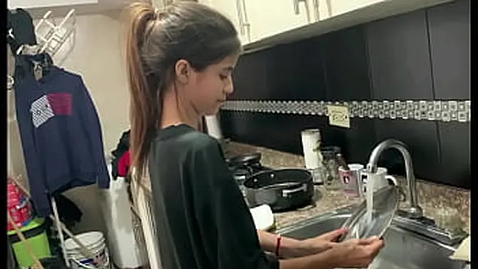 Hot girlfriend always turns me on when we′re home alone FULL STORY