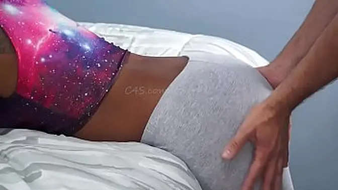 Ebony Queen twerks and grinds her juicy black ass on white cock