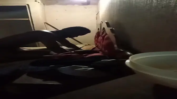 Amateur girlfriend rides big cock doggystyle