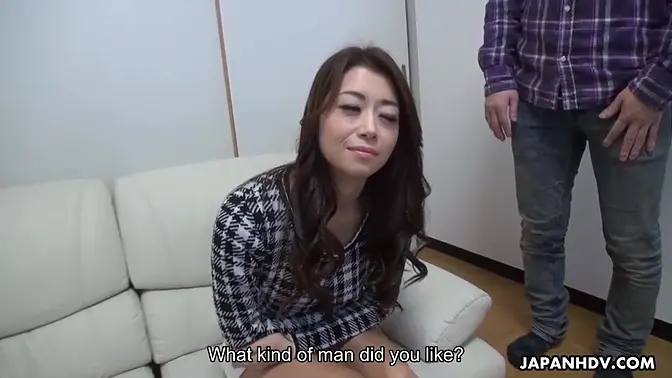 Mature Asian MILF moans with pleasure during nasty blowjob and handjob