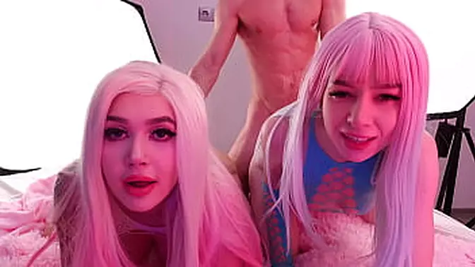 Two sexy amateur girls share guy in double anal threesome