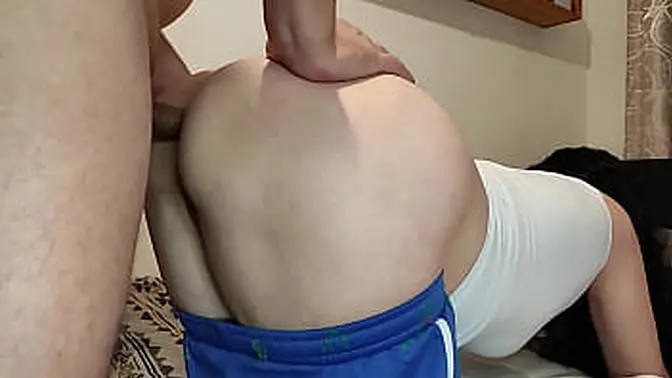 Slutty wife loves hard anal in her big ass