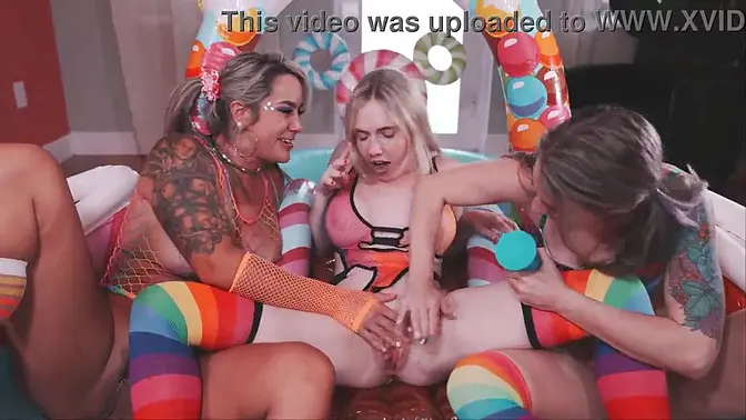 Hot Lesbians Engage in Anal Fisting and Face Fucking