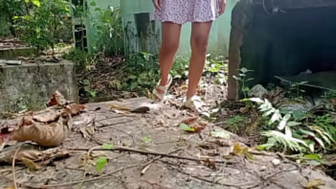 Quicky hard fucked cum outside my pussy in a creepy abandoned place