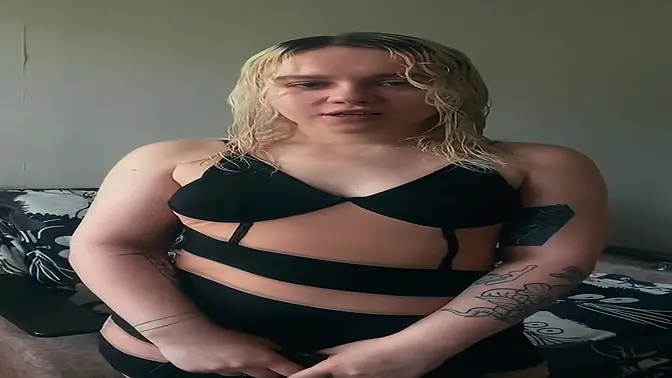 Erotic Femdom Story by Leah Part 1