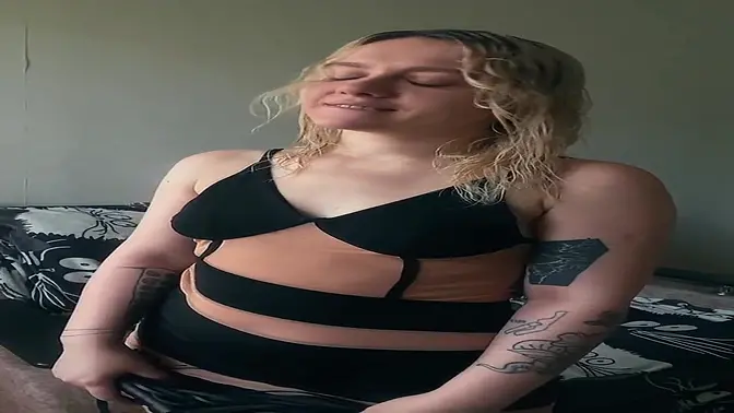 Erotic Femdom Story by Leah Part 1