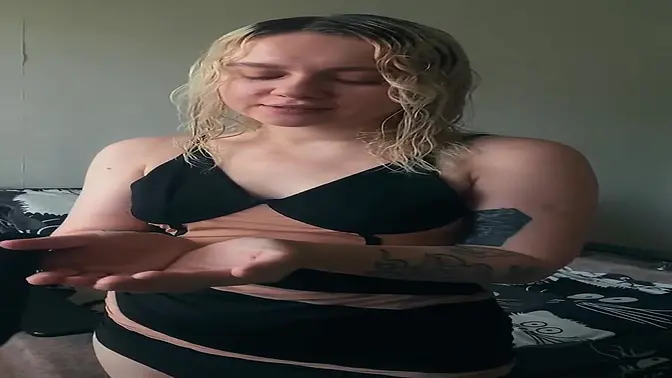 Erotic Femdom Story by Leah Part 1