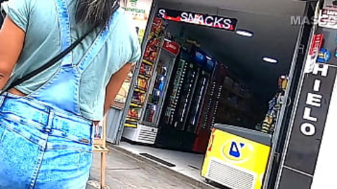 Young woman caught on the street —  lets a stranger fuck her in exchange for tips  (I have sex by chance with a stranger) 