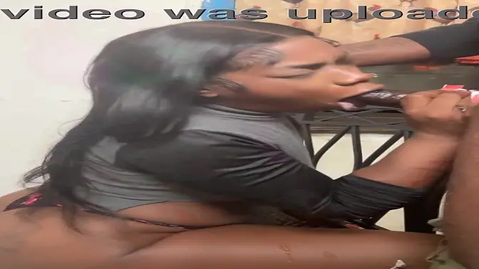 Hot PRO girlfriend deepthroats my BBC