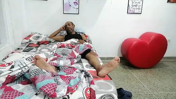 Stepson's huge BBC deepthroats his stepmom