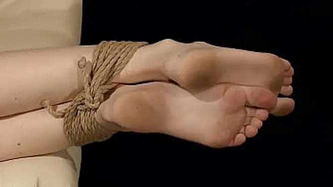 Submissive girl gets big cock in her cunt and suffers corporal punishment