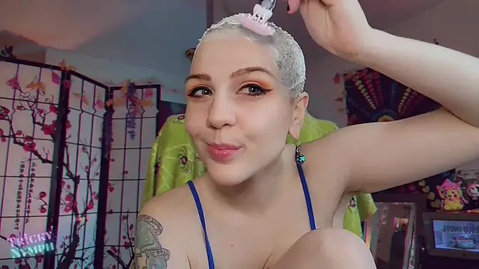 Sweet blonde MILF loves having her eyebrows shaved