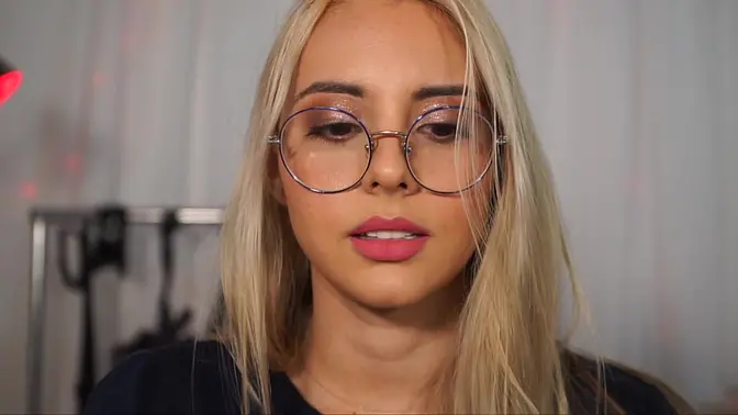 Colombian blonde with perfect tits in first porn interview