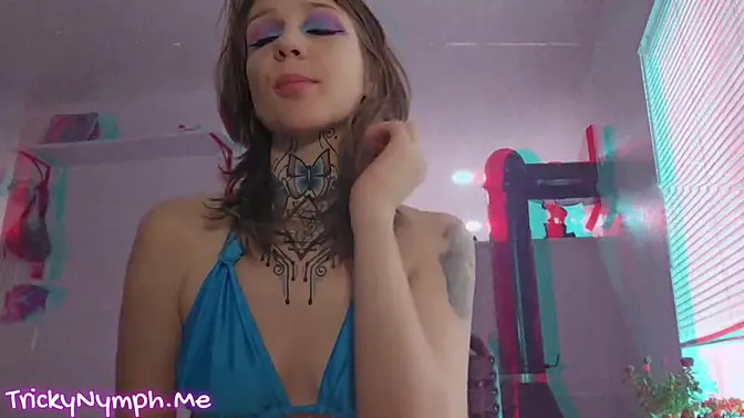 Sweet MILF gets shaved by her punk lover in autumn