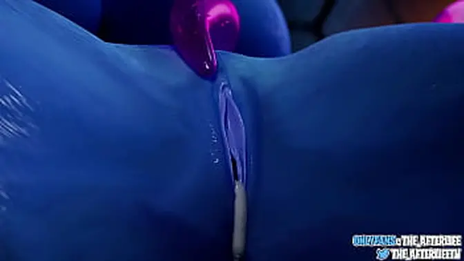 Busty Liara gets visited by strangers at the gloryhole