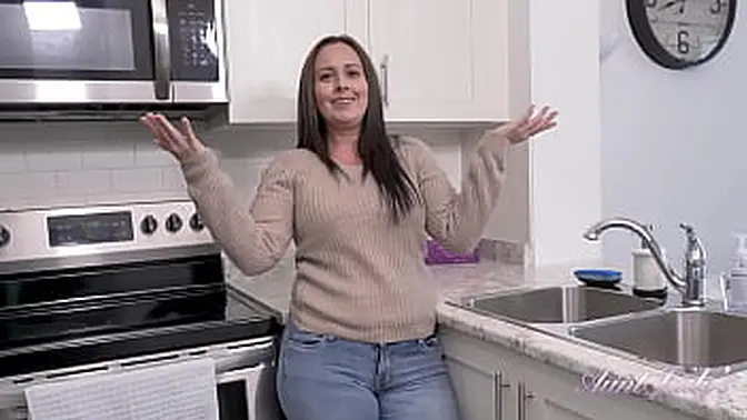 Big-titted MILF Brandii Banks teases her hairy pussy and gives a sloppy blowjob