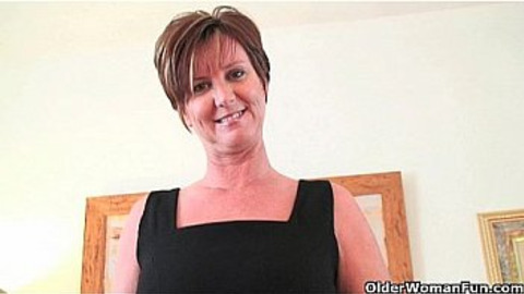 Classy grandma with big tits wears black stocking Classy grandma with big tits wears black stocking