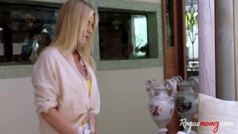 My Girlfriend's Mom is a HOT MILF My Girlfriend's Mom is a HOT MILF