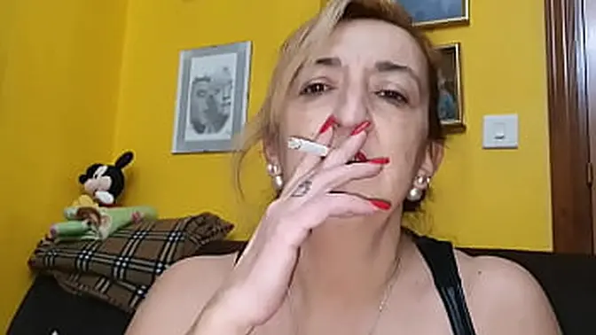 Cheating Wife Maria Lovers her Cocks