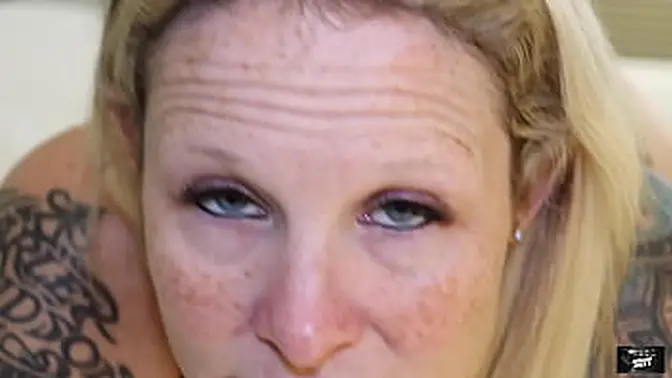 Hot Married MILF Kora Bell rides and fucks a powerful sex machine