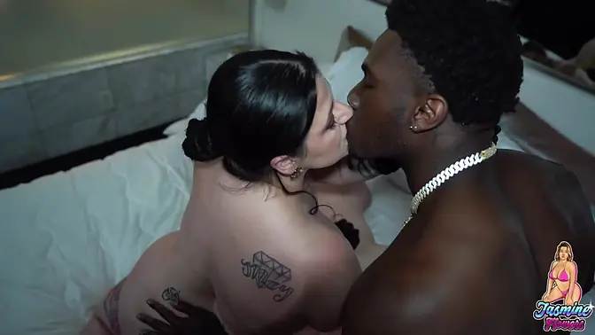 Trio of Spanish babes conquer BBC in first threesome