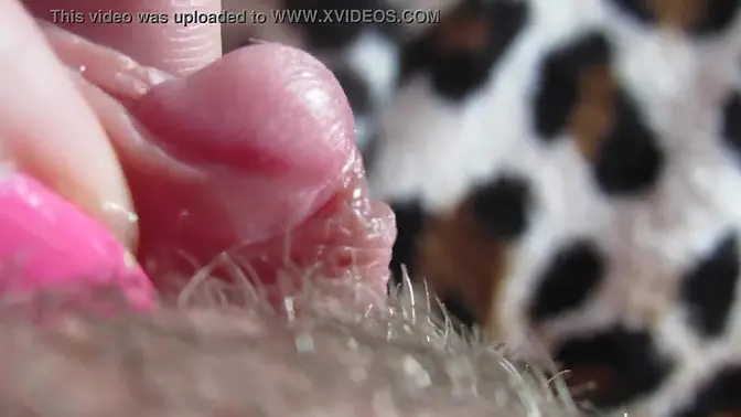 Amateur babe shows off her huge clit in hardcore closeup