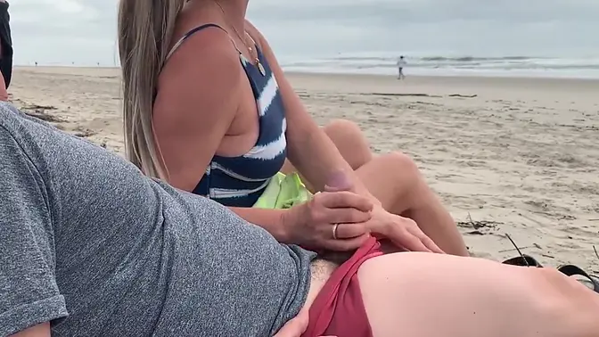 Risky public handjobs result in hot cumshots